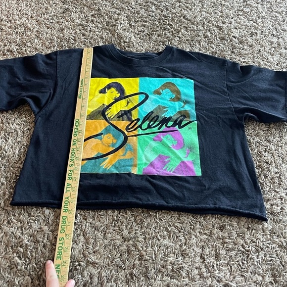 Selena cropped top singer music 90s short sleeve tee - Picture 5 of 5